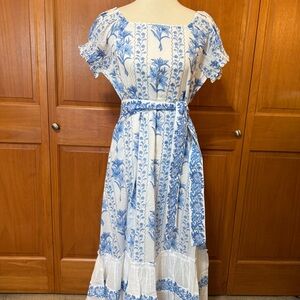 Islapayal Lily Paris Midi Blue and White Dress